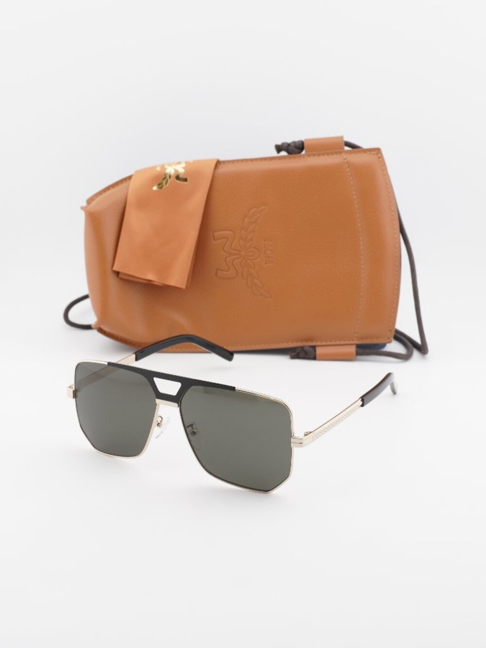 MCM MW0023-H 32A Aviator Sunglasses – Black / Gold / Smoke